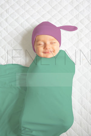 Stretch Jersey Blanket with Knotted Hat on Baby Mockup #BJ04 PSD