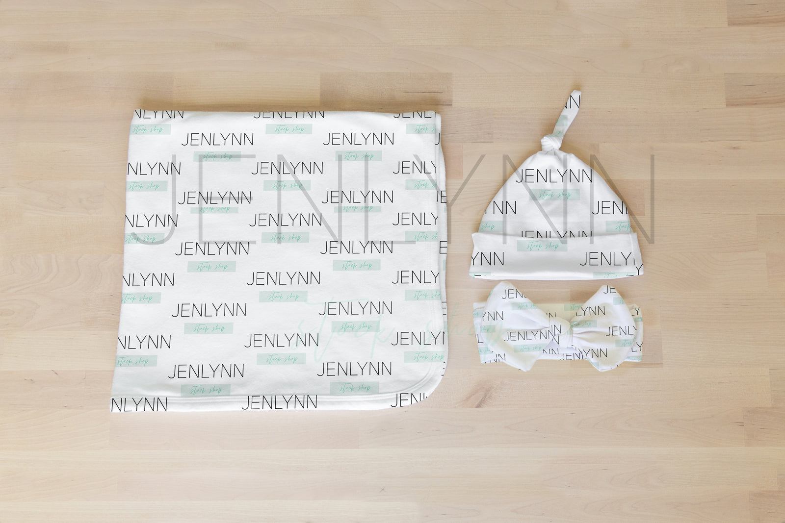 Jersey Blanket, Knotted Hat and Bow Set Mockup PSD #5