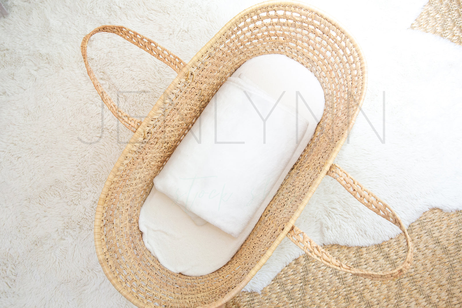 Minky Blanket in Moses Basket #BH42 PSD