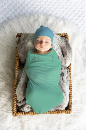 Stretch Jersey Blanket with knotted hat on baby Mockup #BB4 PSD