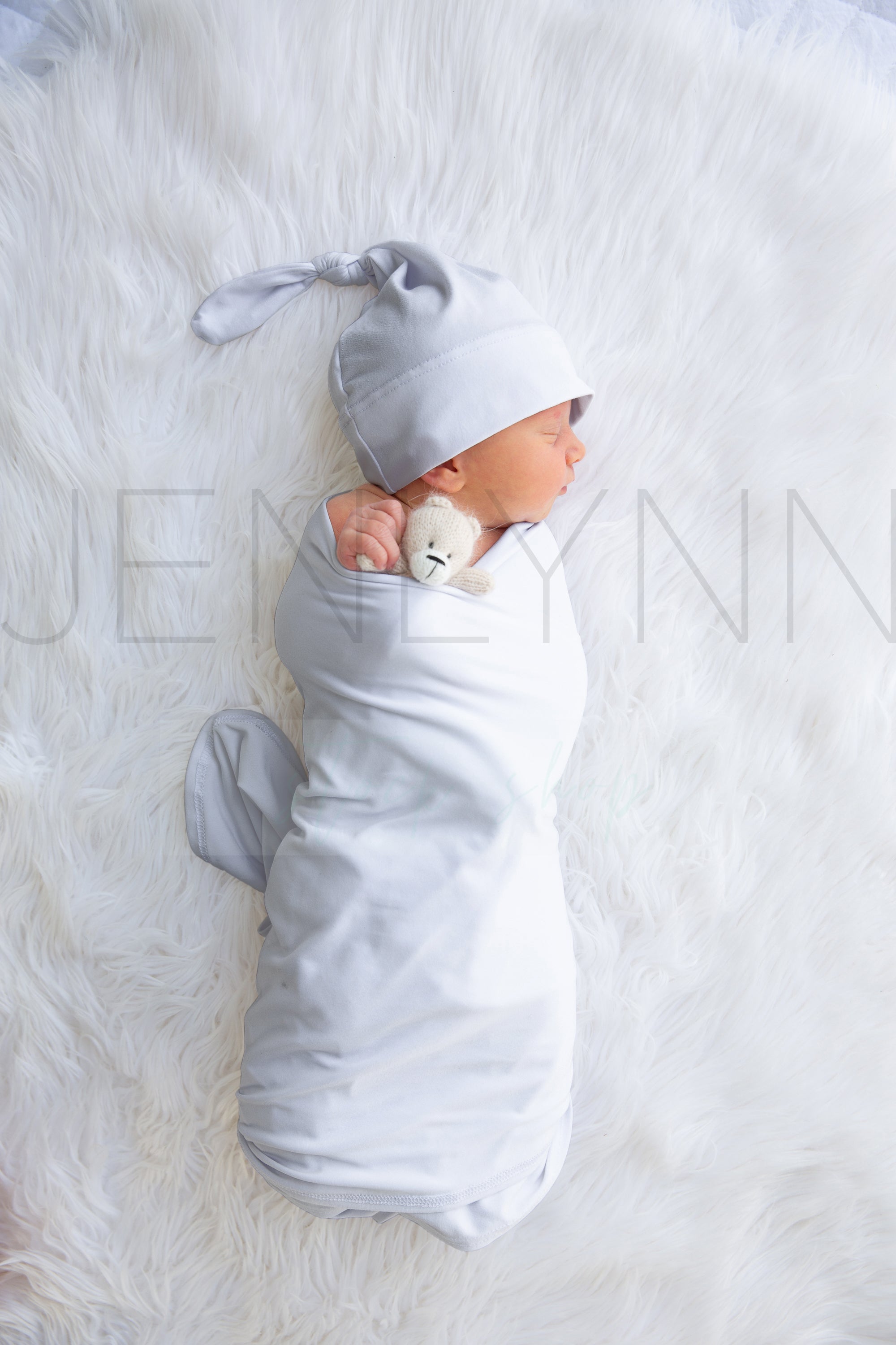 Jersey Stretch Blanket + Knotted Hat Mockup #BE22 PSD