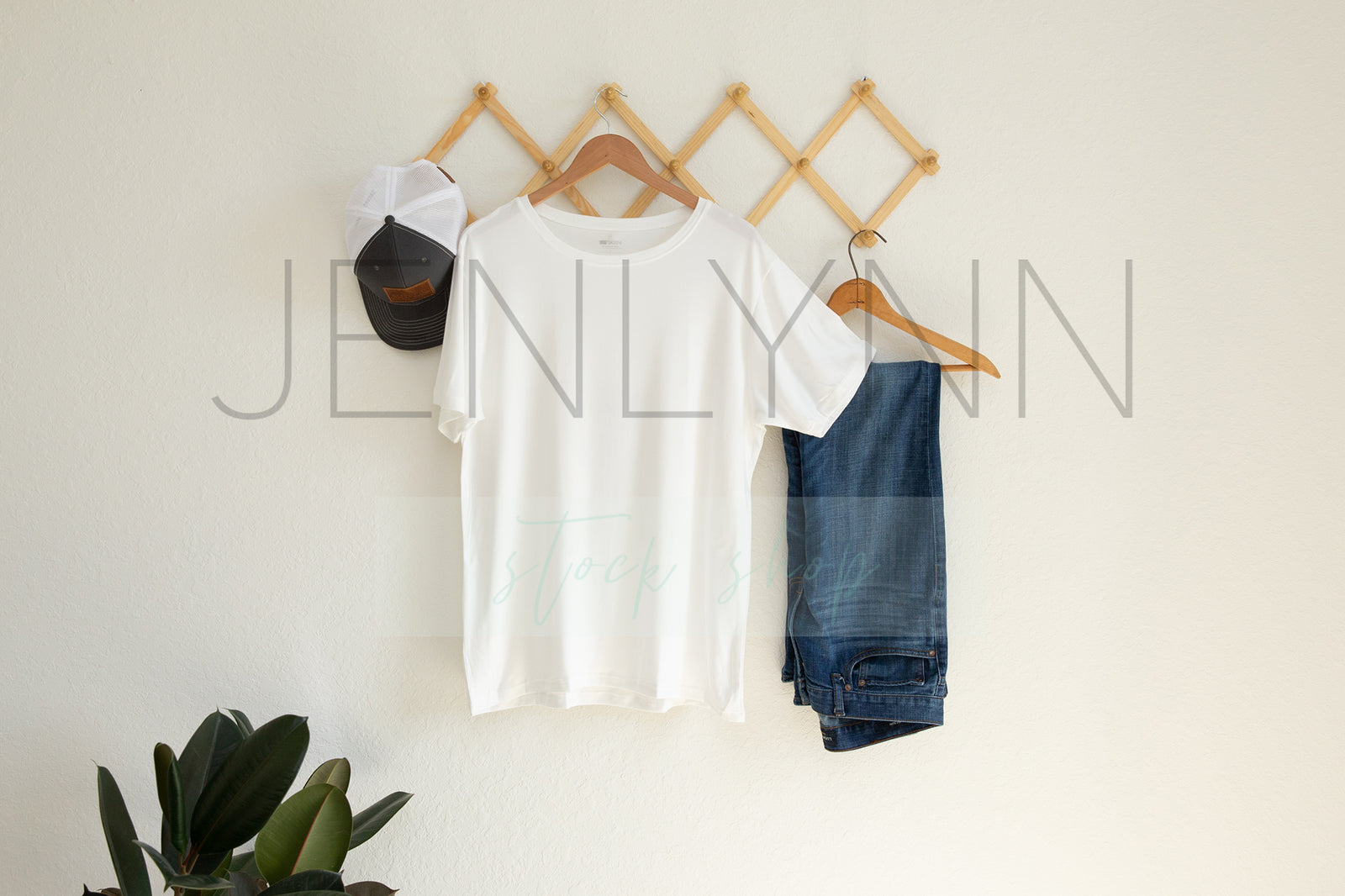 Short Sleeve Mens and Womens T-shirt Bundle 4JPGs