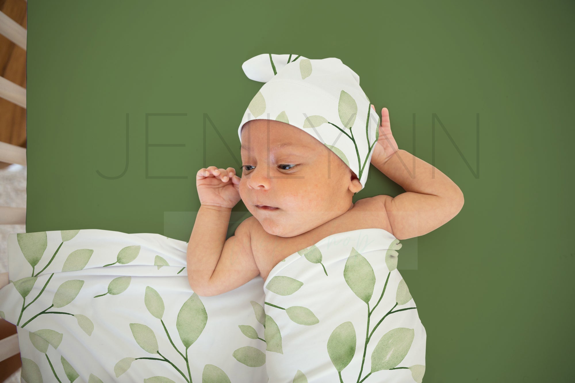 Stretch Jersey Blanket, knotted hat and crib sheet Mockup #BL08 PSD