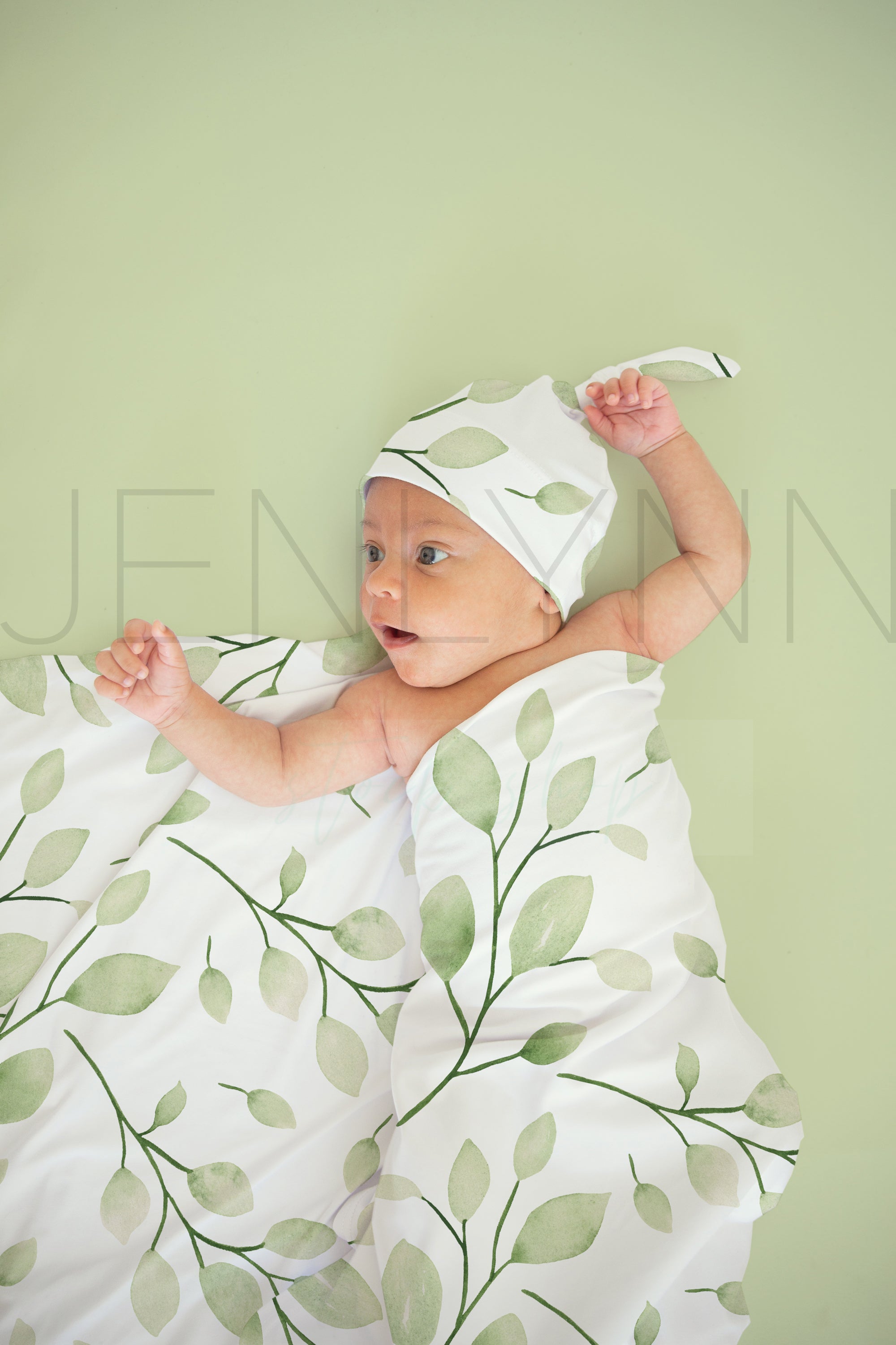 Stretch Jersey Blanket, knotted hat and crib sheet Mockup #BL07 PSD