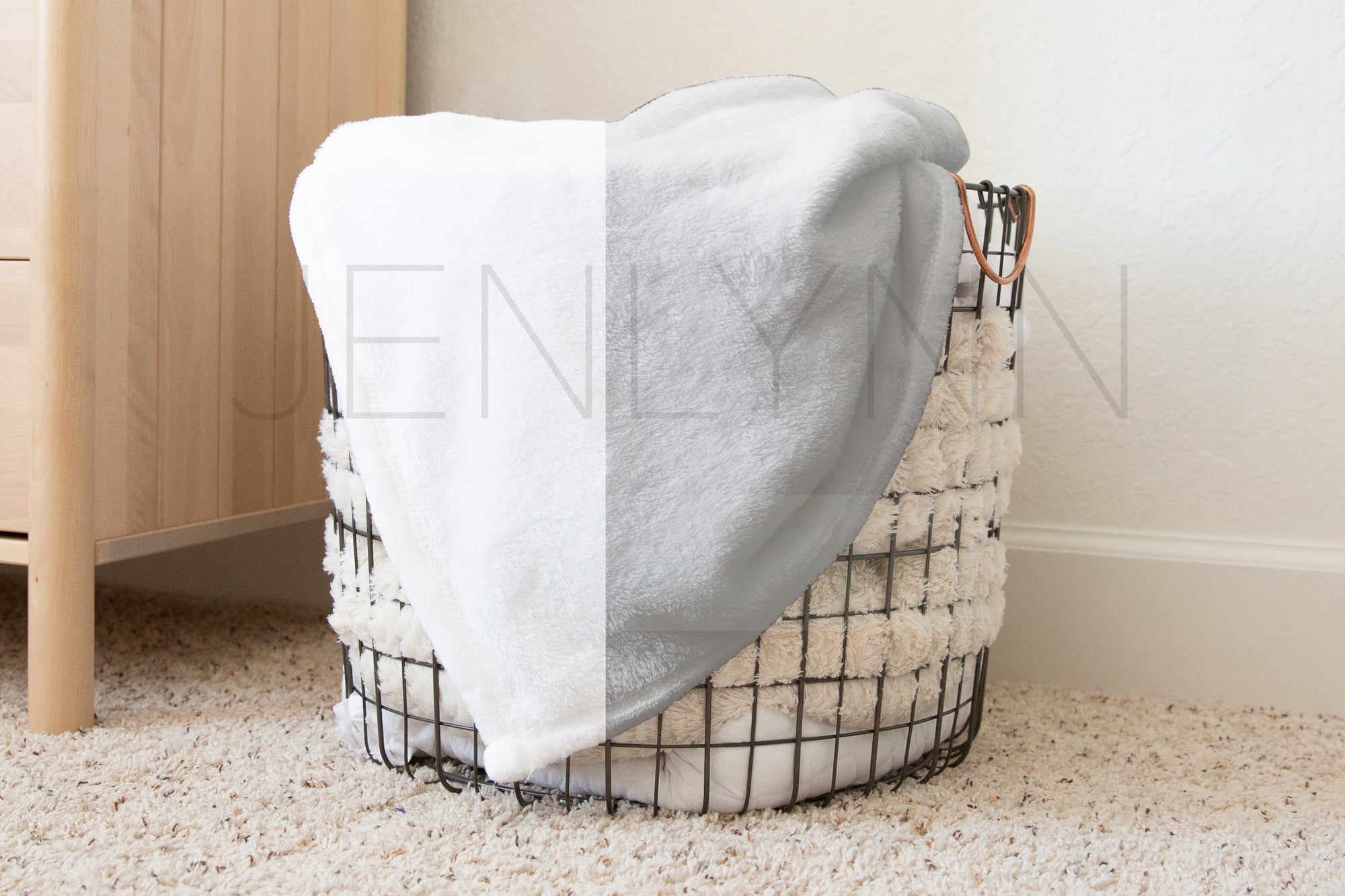 Minky Blanket in Basket #01