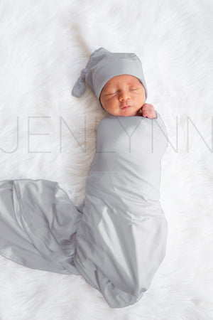 Stretch Jersey Blanket with knotted hat on baby Mockup #JZ13 PSD