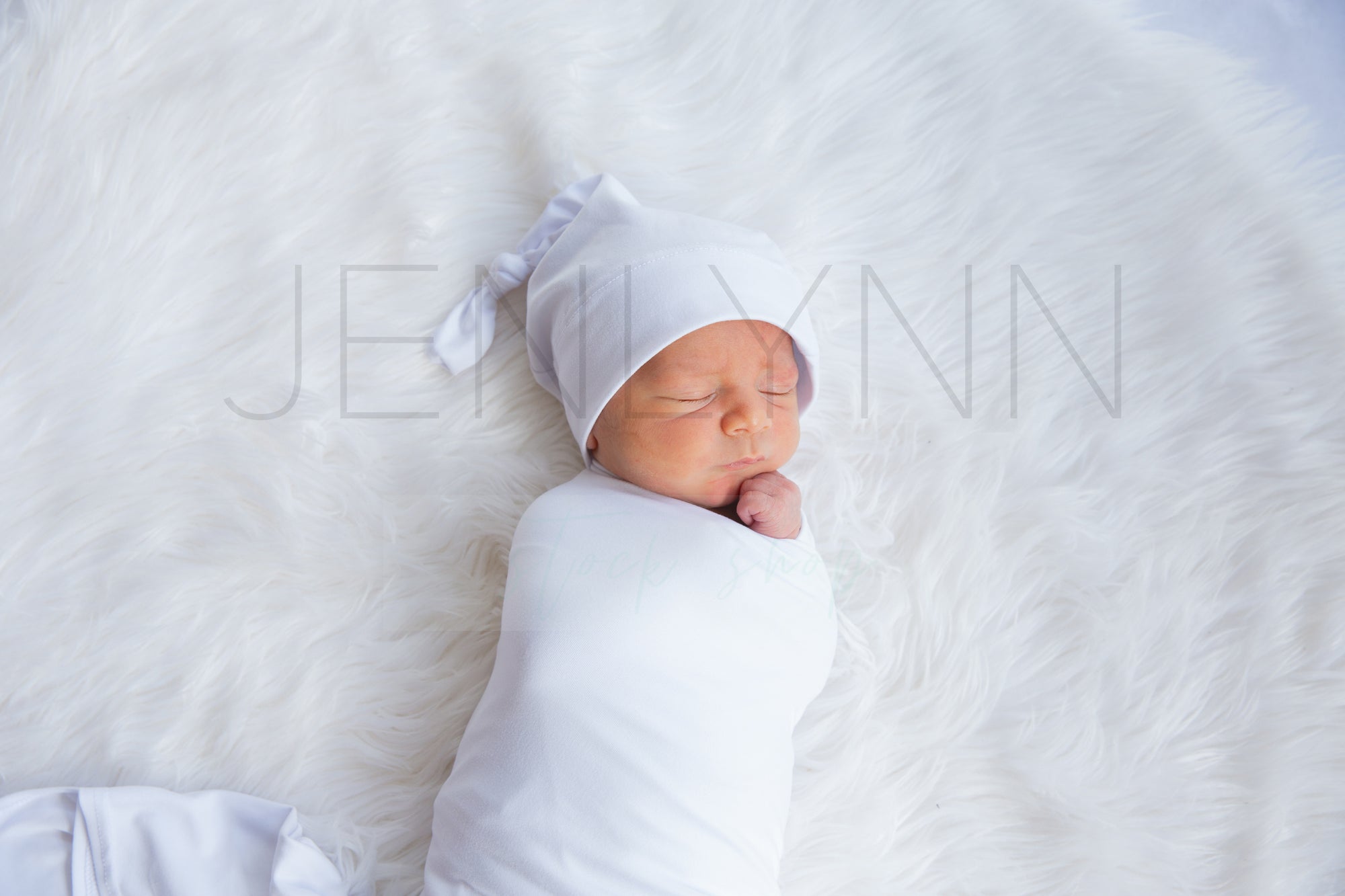 Stretch Jersey Blanket with knotted hat on baby Mockup #JZ16 PSD