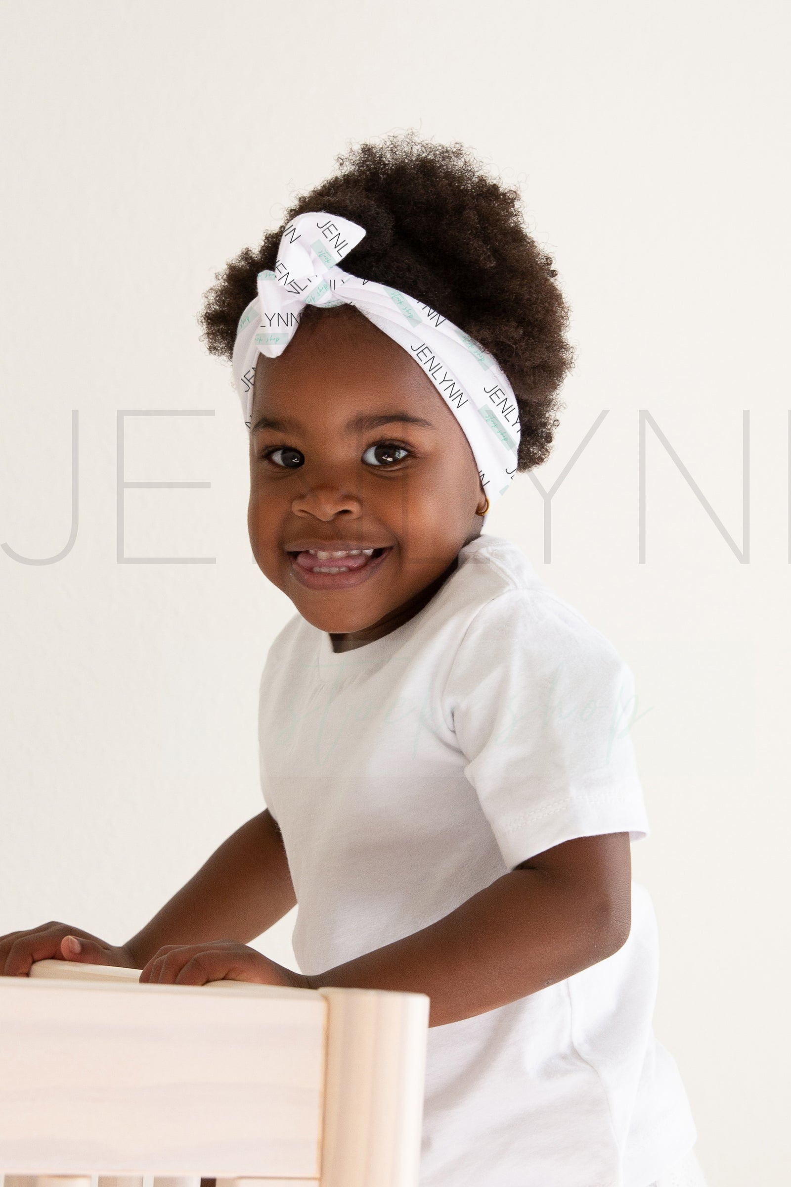 Knotted Toddler headband mockup RM04