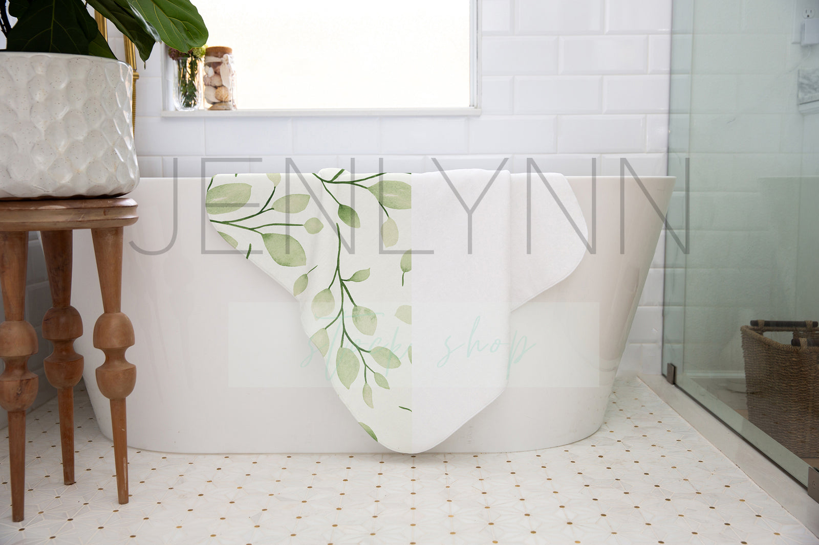 Custom Towel Bathtub Mockup #LH4