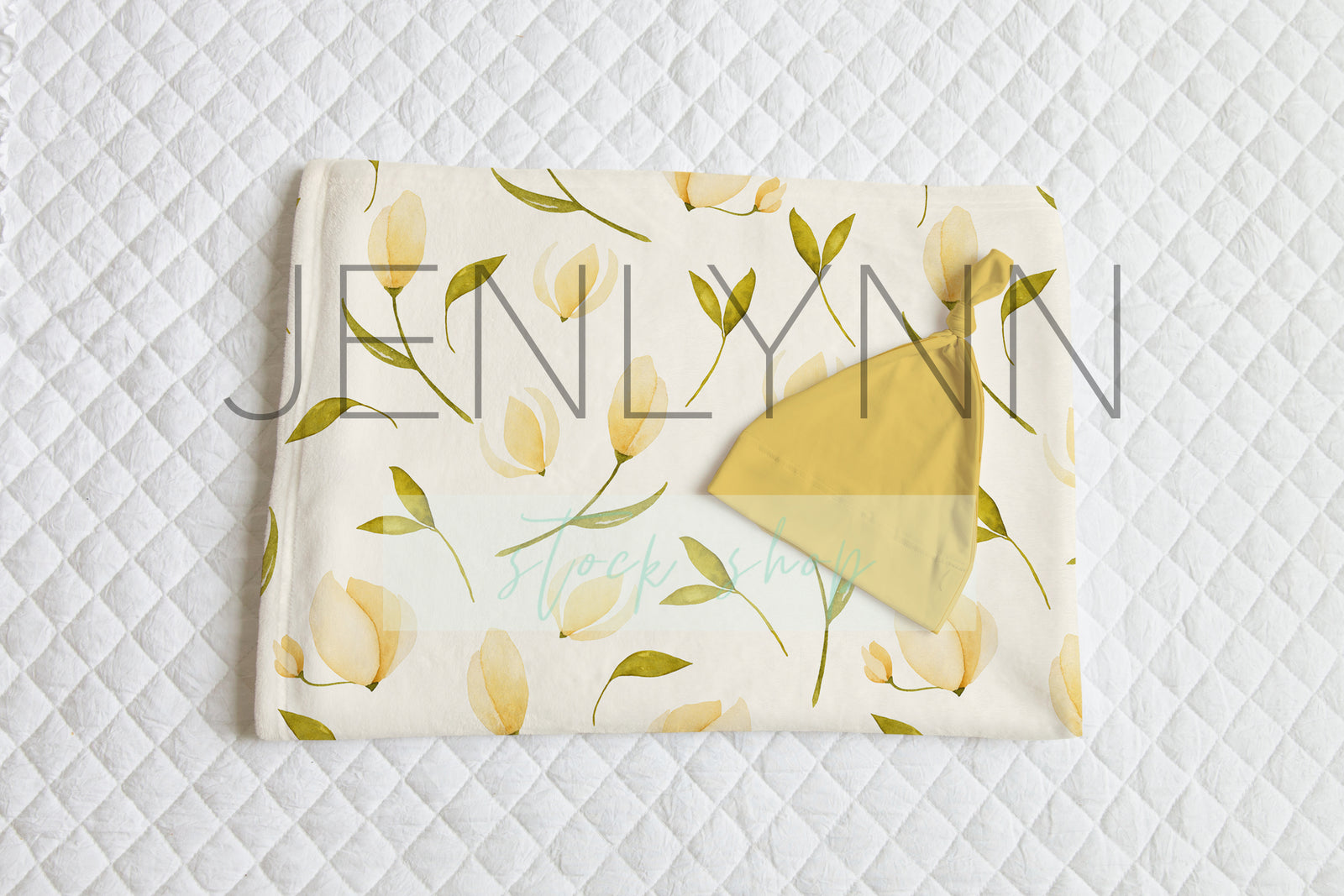 Baby Blanket and knotted hat set mockup #2 PSD