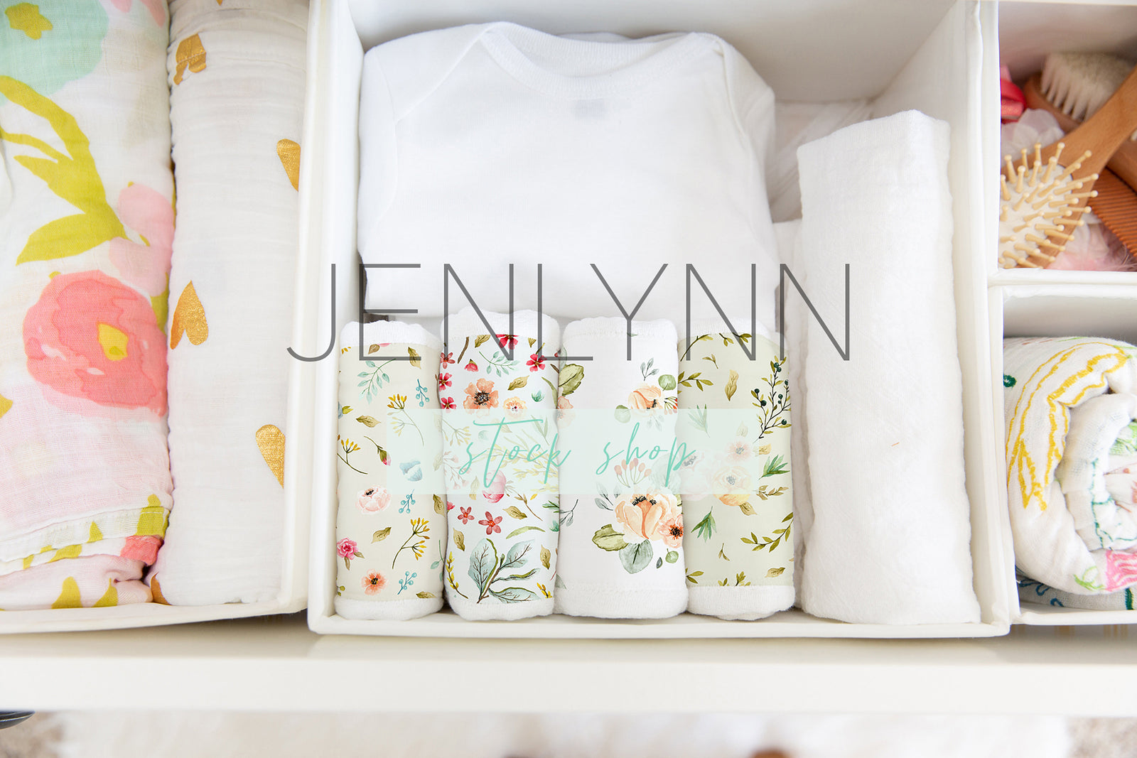 Burp Cloth Set Mockup #11